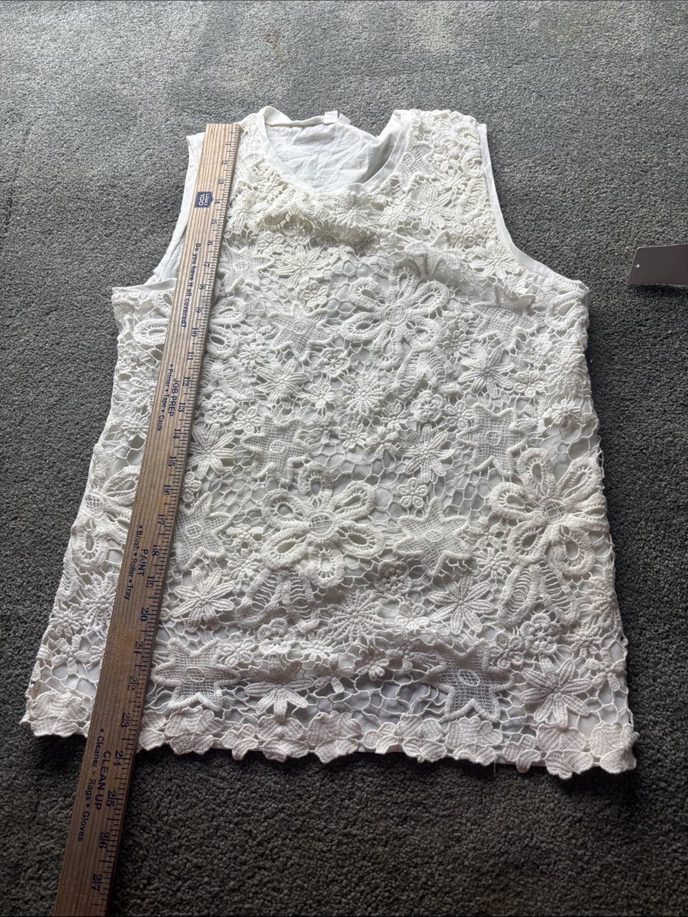 Lapis Ivory Floral Crochet Lace Sleeveless Camisole top cami medium